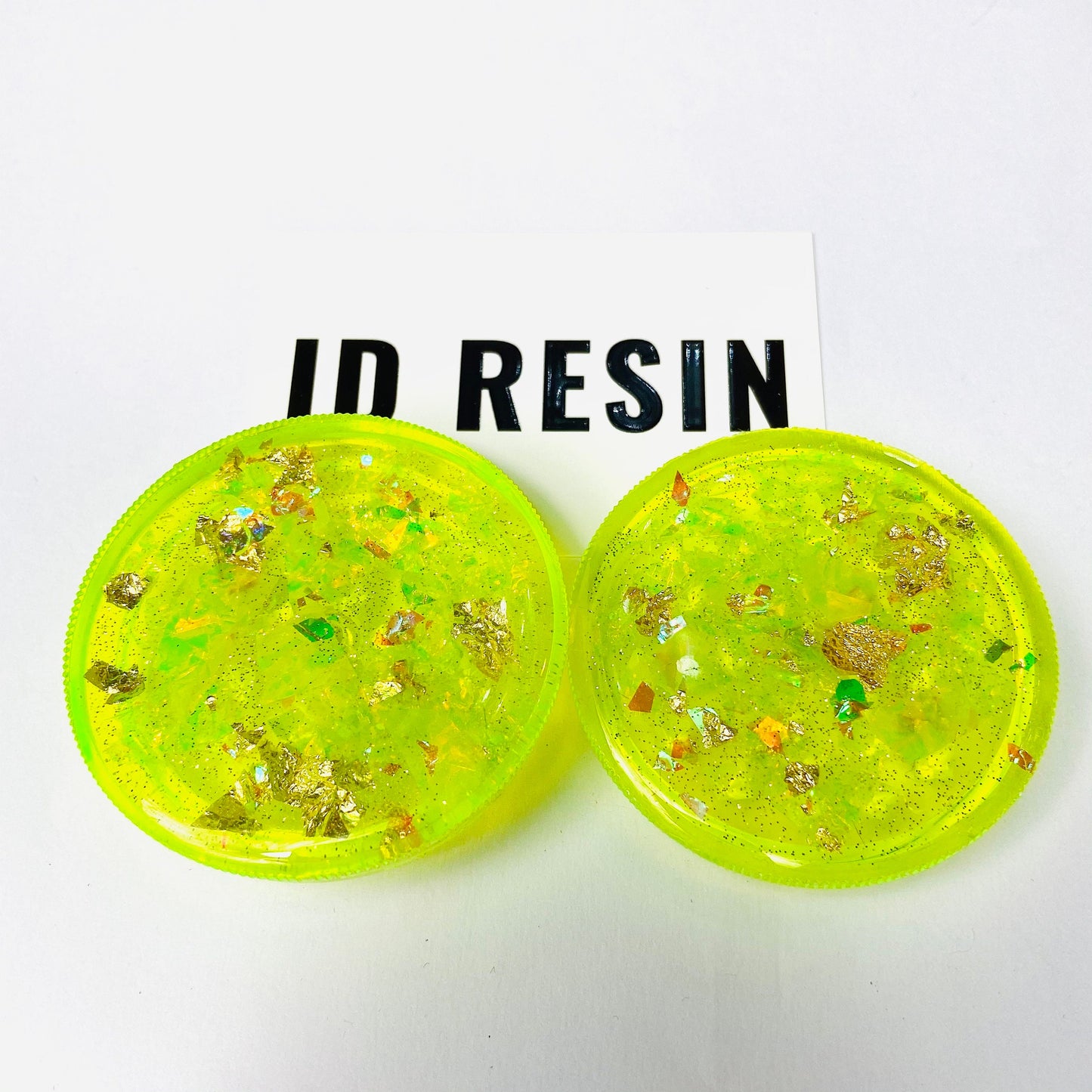 Neon Yellow Glitter Grinder with Gold Flakes