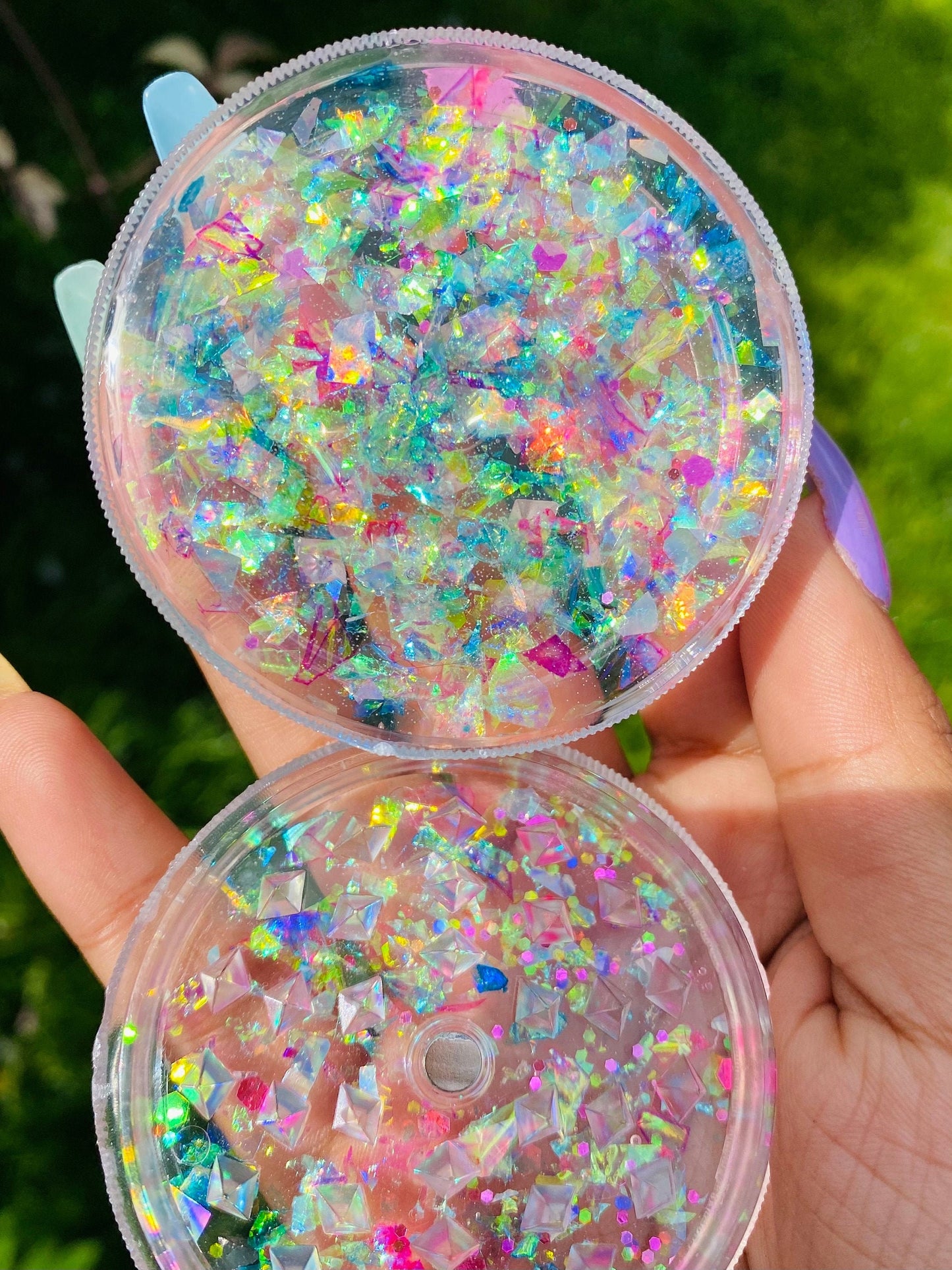 Holographic Rainbow Grinder