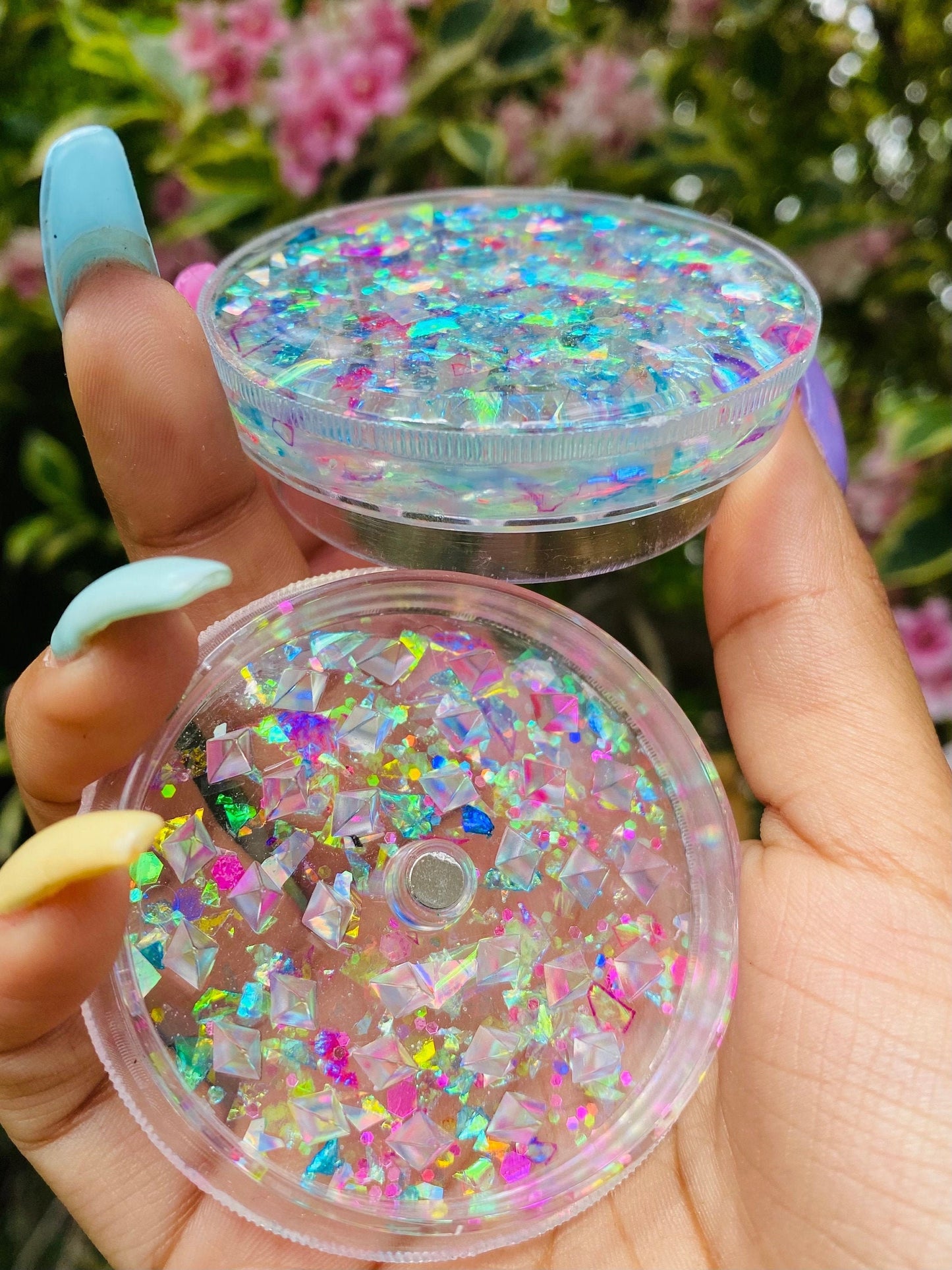 Holographic Rainbow Grinder