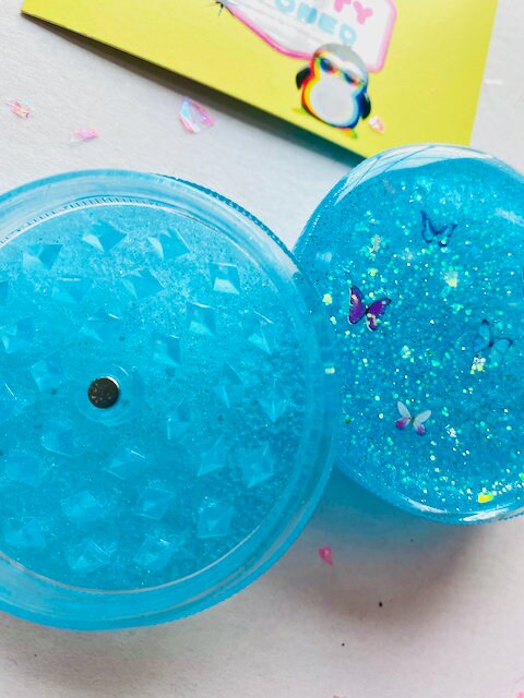 Sparkly Blue Butterfly Grinder