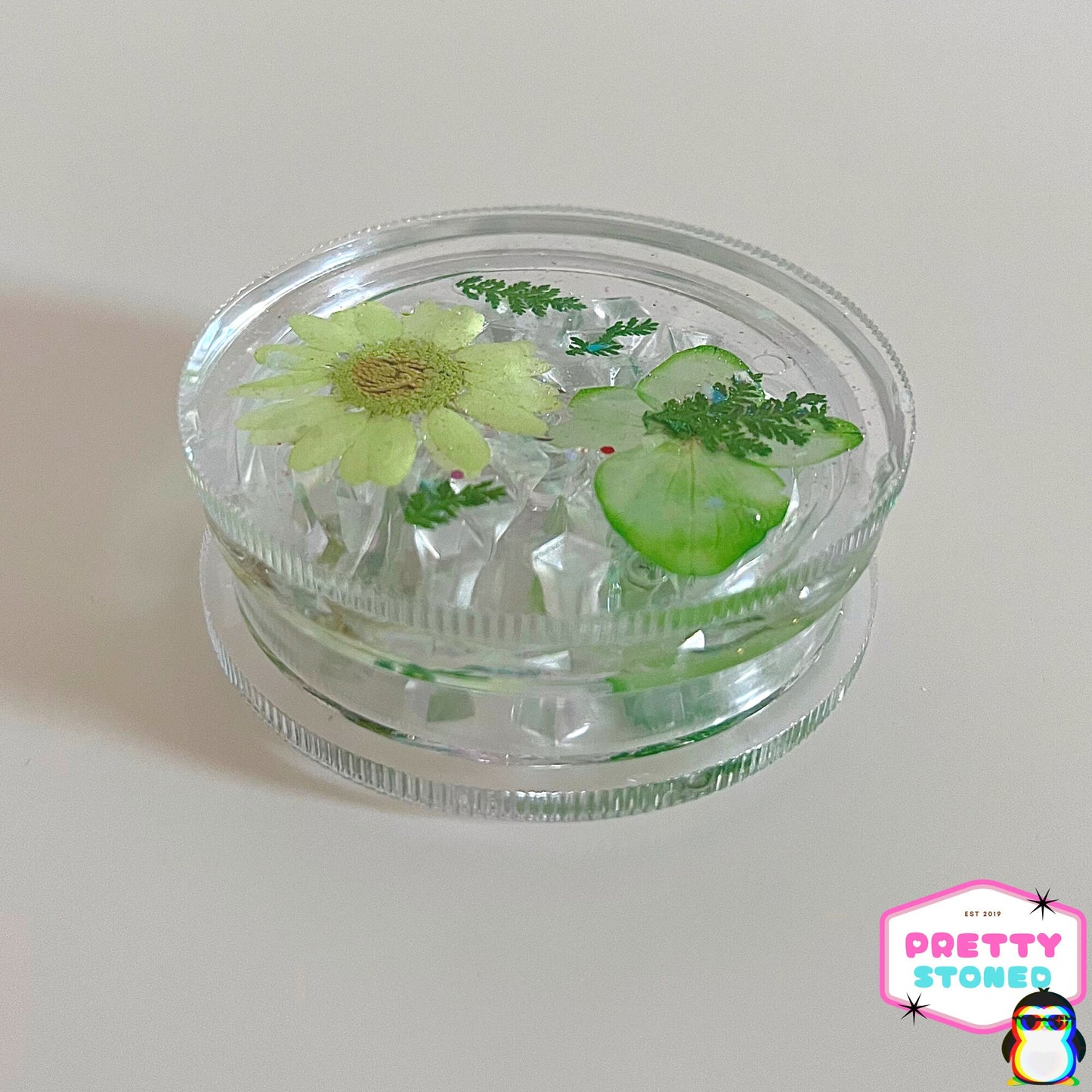 Green Flower Glittery Grinder