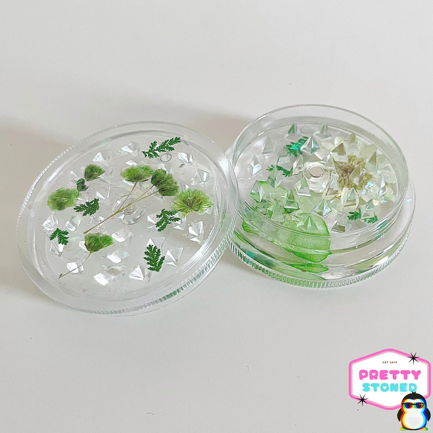 Green Flower Glittery Grinder